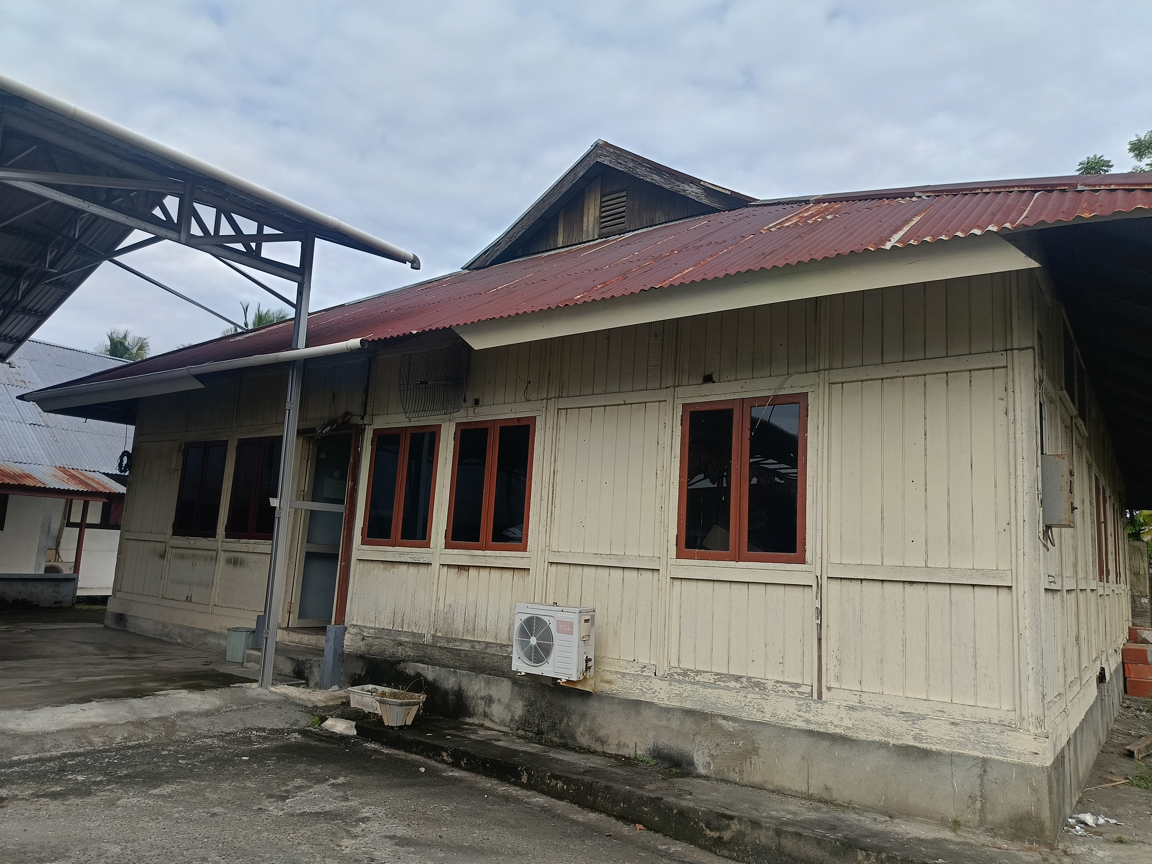 Kantor 3